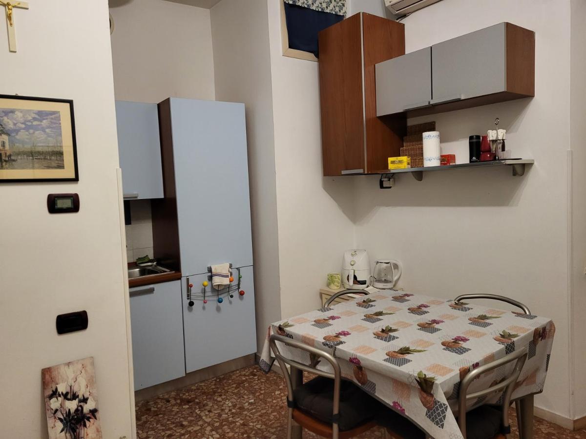 Soggiorna Con Claudia Apartment โรม ภายนอก รูปภาพ